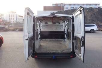 Renault Trafic DRIVE 1,6DCi 92kW 2 x Šoupačky 2018 138t. k - 7