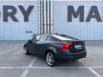 Volvo S60 SUMMUM D5 158Kw AT6 - 7