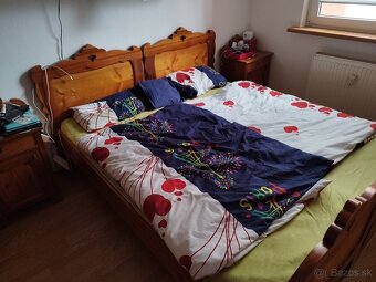 Predám spálňu zo smrekovca - 7