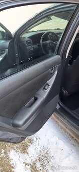 Toyota corolla e12 1.6vvti 2006 - 7