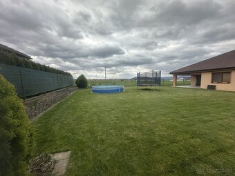Rodinný dom snov v Košeci – priestranný bungalov s dvojgaráž - 7