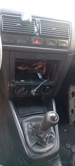 Volkswagen golf - 7