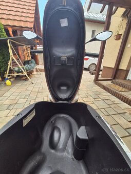 Skúter PIAGGIO Medley 125 ABS - 7