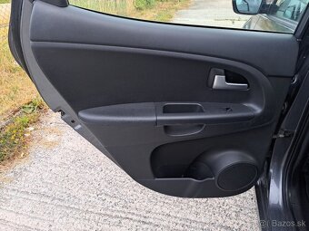 Kia Venga 1.6 benzín AUTOMAT - 7