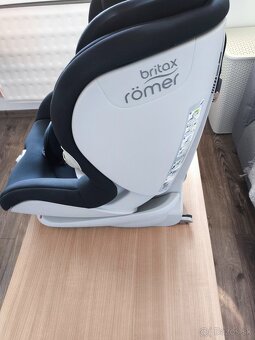 AUTOSEDACKA BRITAX RÖMER TRIFIX 9-18KG - 7