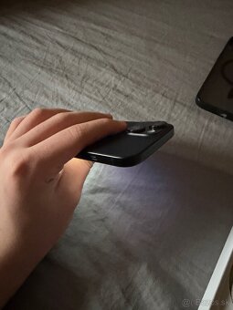 iPhone 15 128 GB Black - 7