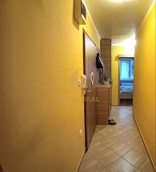 Prenájom pekný, šikovný 2-izbový byt, v krásnom prostredí, P - 7