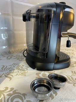 Pákový kávovar v záruke, zn. De’Longhi - 7