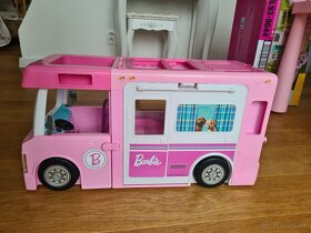 Barbie karavan - 7