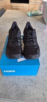 Predam 1 mesačne HOKA 38 a HOKA 44 - 7