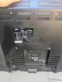 JVC LCD TV - 7