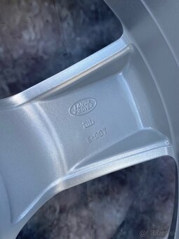 Zimní nová sada Land Rover Defender 255/60R20 113V - 7