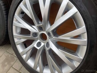 ANTARES Orig.skoda Superb3 5x112 8jx18 ET 44 VW 235 45 R18 - 7