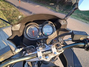 Suzuki GSF 650 - 7