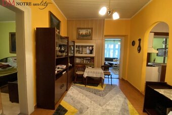 Trojizbový rodinný dom v širšom centre mesta Lučenec - 7