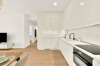 EXKLUZÍVNY 2i byt, PRÍSTAVNA,LOGGIA ,CHLADENIE,PARKING,Plyná - 7