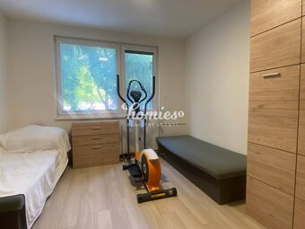 PREDAJ 3 izbový, veľký, kompletne prerobený byt v centre Nit - 7