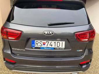 KIA SORENTO - 7