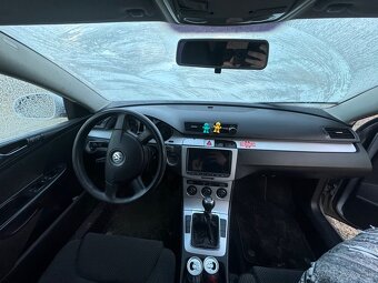Passat b6 rozpredam 2.0 TDi 103kw - 7