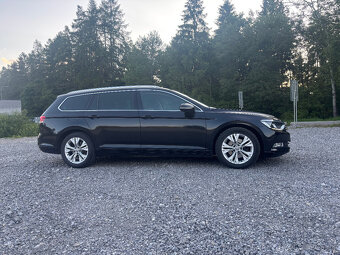 Volkswagen Passat - 7