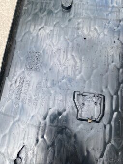 Volvo FH4 maska/grill - 7