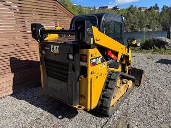 Smykový nakladač CAT 249D (2019) – pouze 910 mth - 7
