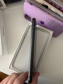 iPhone 11 black - 7
