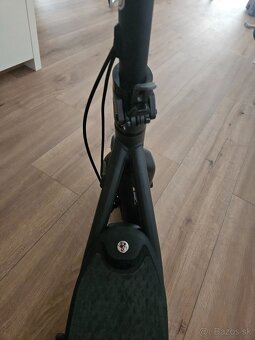 Elektrická kolobežka Ninebot Kickscooter F2 - 7