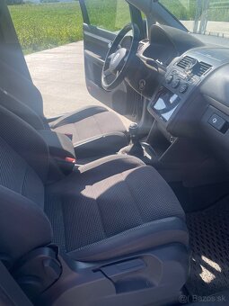 Volkswagen Touran I. 2004 1.9 TDi - 7