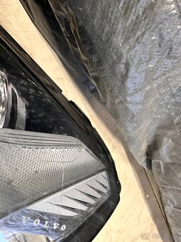 Volvo XC60 II LIFT MID LED 32342517--32342514 predne svetla - 7