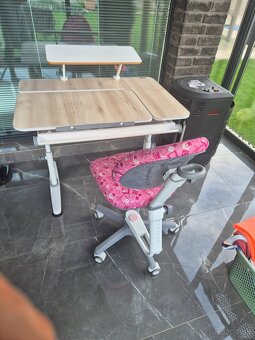 Predam rastuci stol pre skolaka - 7