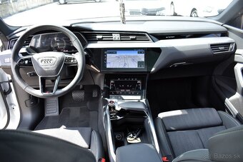 Audi Q8 S E-Tron - 7