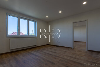 Na predaj 2generačný rodinný dom komplet rekonštrukcia Halič - 7