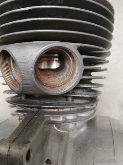 Motor jawa 350/632 001 Konopnica  a 250/559 - 7