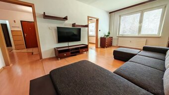 Priestranný 4-izbový byt (88m2) s lódžiou – Nemocničná - 7