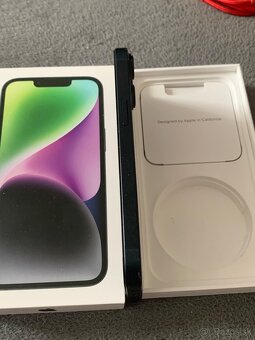 Predám Iphone 14 256GB Čierny Bežné známky opotrebovania - 7