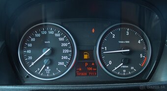 BMW X1 xDrive 18d A/T - 7