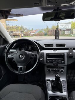 Volkswagen Passat B7 - 7
