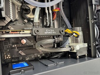 Ryzen 7 5800X\16GB\RTX 2080Ti\SSD\700W Zdroj - 7