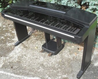 Digitální piano Yamaha Clavinova CVP 50 - 7