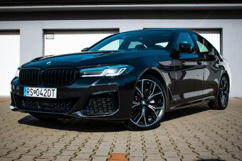 BMW 540i xDrive Sedan (G30) – 11/2022 – MAX VÝBAVA – TOP STA - 7
