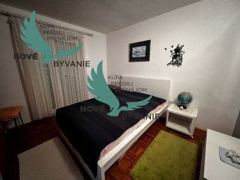 Na predaj dom s 3 apartmánmi len 250m od mora, Chorvátsko -  - 7