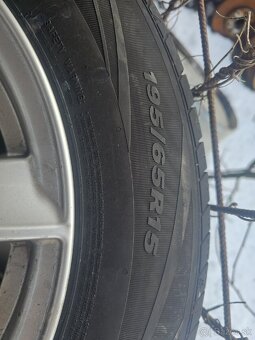 Predam elektrony 195 65 r15 - 7