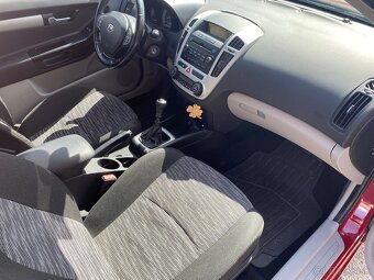 Kia Ceed 1.6 CRDi - 7