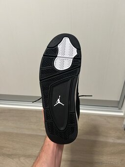 Jordan 4 White Thunder - 7