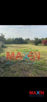Predaj: MAXEN, Pozemok na stavbu rodinného domu 1474 m2,IS - 7