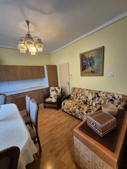 ZNÍŽENÁ CENA Na predaj krásny dom vo vidieckom štýle v nádh - 7