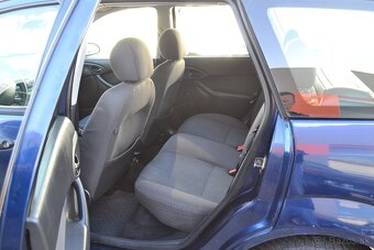 Ford Focus Kombi 1.6i 16V - 7
