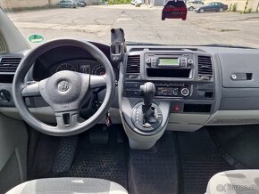 Predám  Volkswagen T5 Caravelle 2.0 TDI 103 KW DSG 121500 km - 7