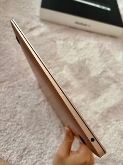 MacBook Air ružový - 7